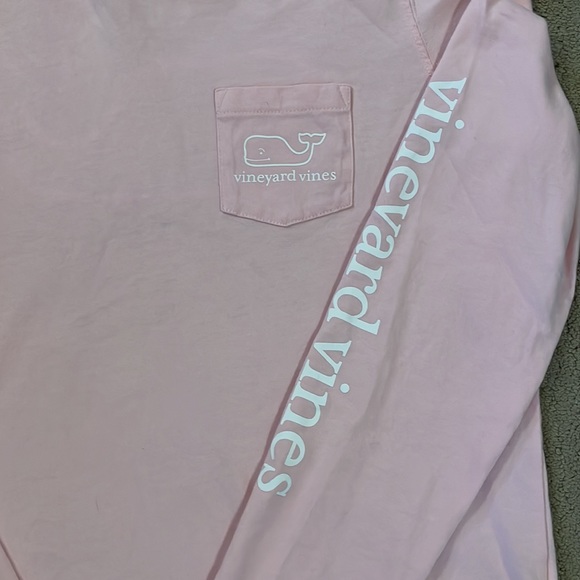 Vineyard Vines Hoodie Tee SZ Small - Picture 2 of 4